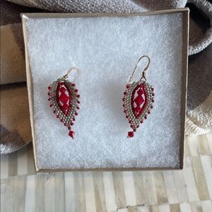 Chic Red and Gold Beaded Earrings(bw)